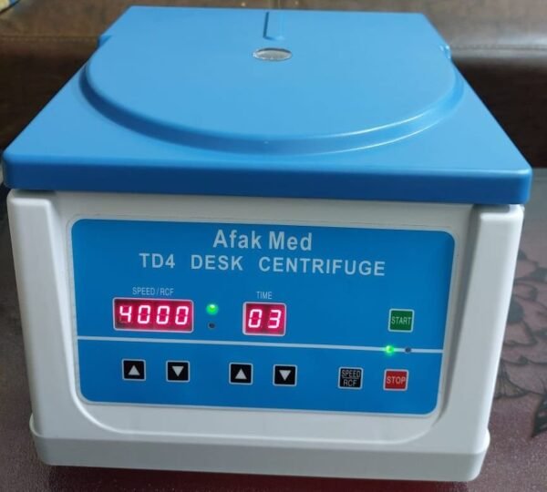 سنترفيوج 8 عيون ديجيتال بدون شربون Centrifuge TD4